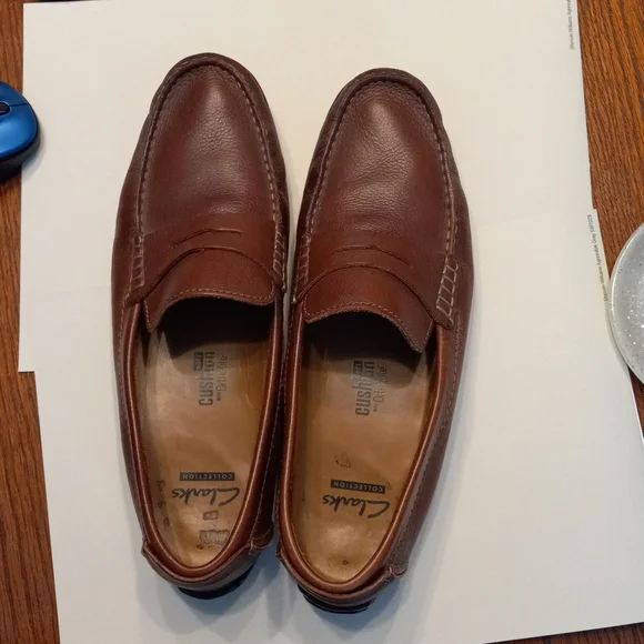 Clarks | Shoes | Shoes | Poshmark display picture 1